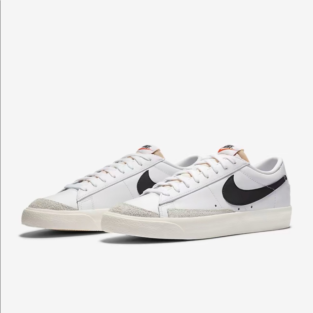 Brand New Men’s Nike Blazer Low 77’ Vintage size 9